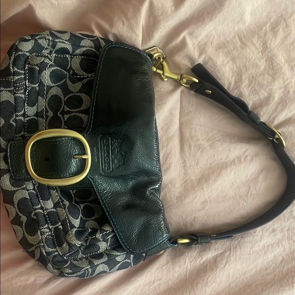 Stylish Black and Gold Women´s Bag
